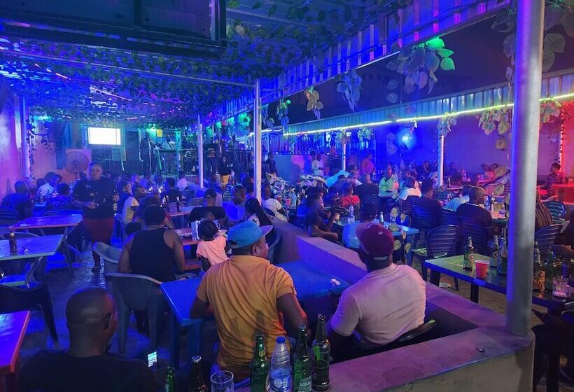 هتل Today S Exclusive