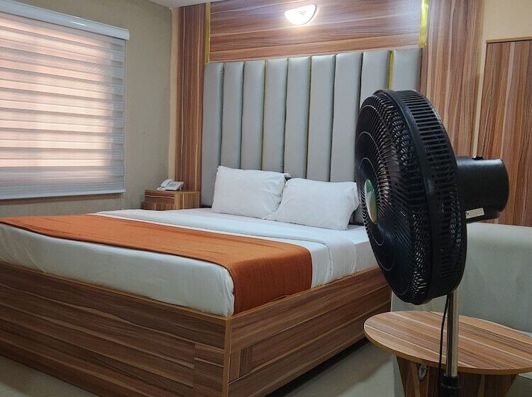 هتل Today S Exclusive