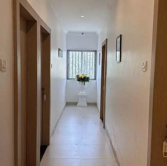 هتل Unnati