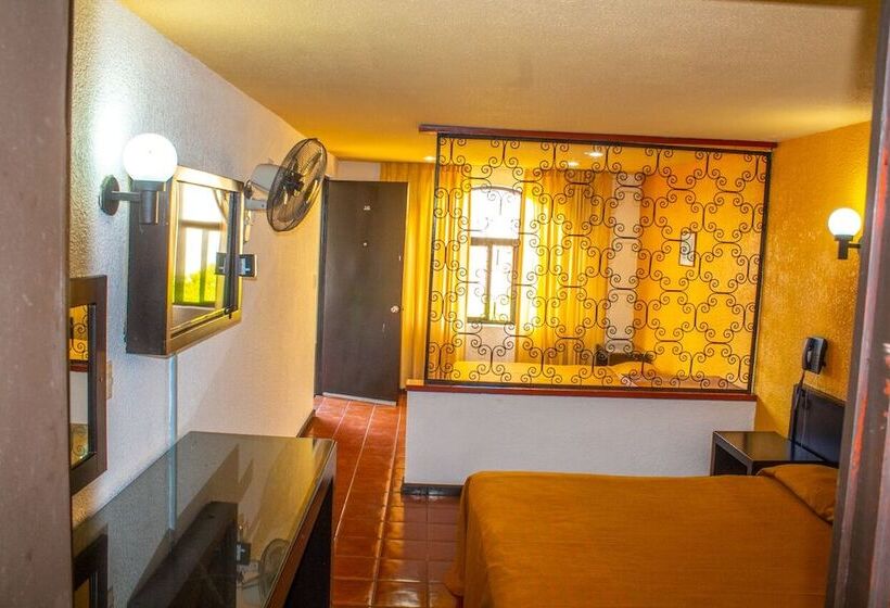 בית מלון כפרי Villa Capri Morelia