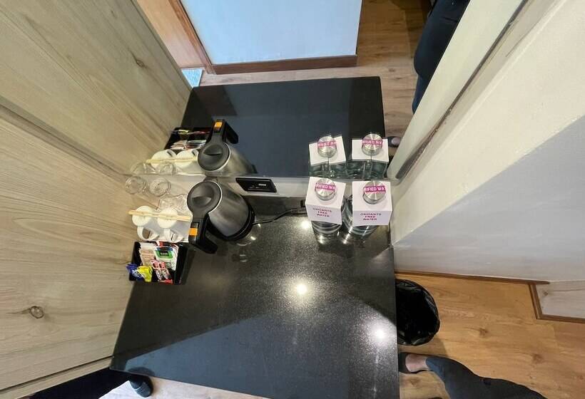 בית מלון כפרי Zest Club