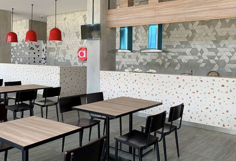 Amaris Hotel Kalimalang