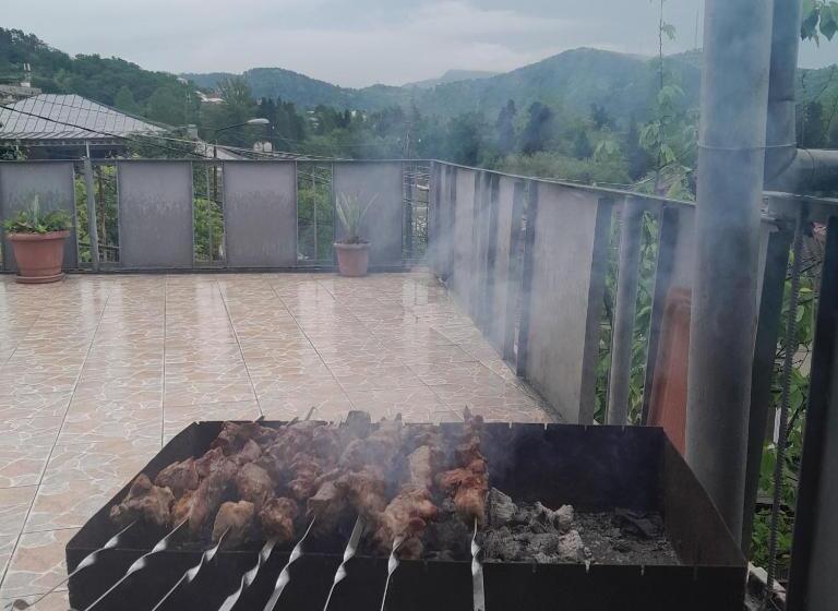 تختخواب و صبحانه Belas House With Terrace