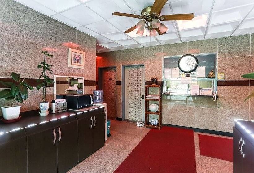 Gangneung Gyeongpodae Donghae Motel