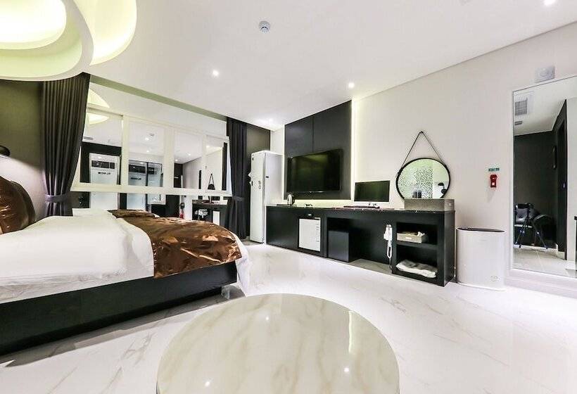 Hongsung Tg Self Check In Motel