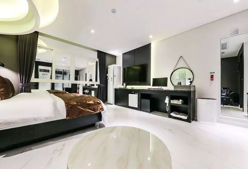 Hongsung Tg Self Check In Motel