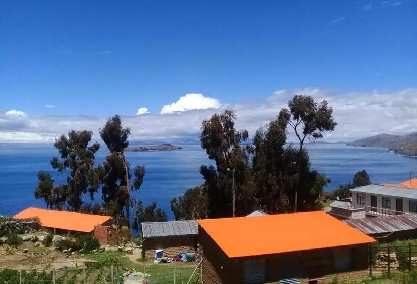 هتل Hostal Quilla Wasi Isla Del Sol