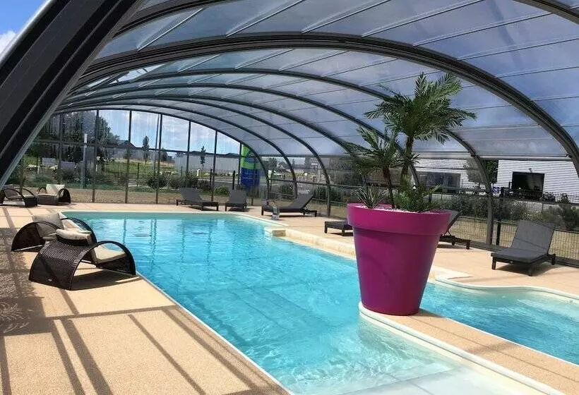 ホテル Kyriad Dol De Bretagne