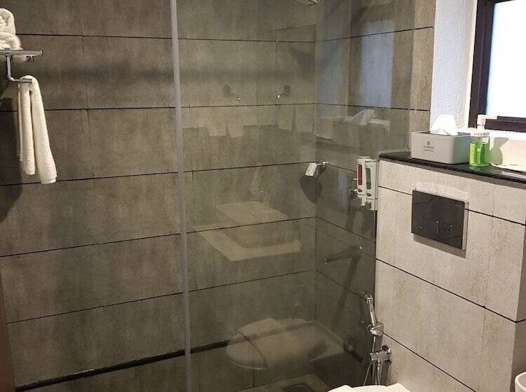 Hotel Tea Terrain Resorts & Spa