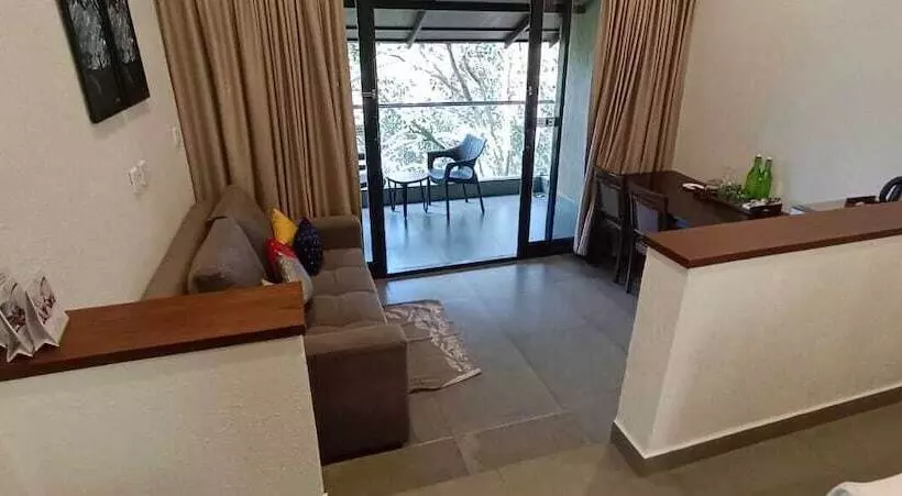 Hotelli Tea Terrain Resorts & Spa