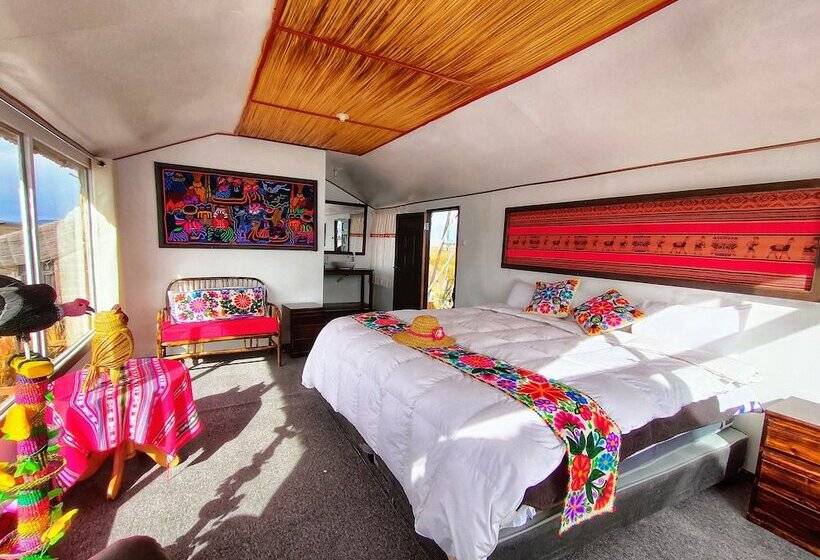 ホテル Titicaca Origins Perú