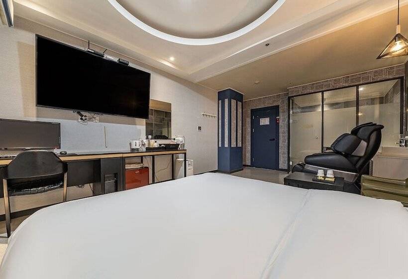 מוטל Ansan 2 Night