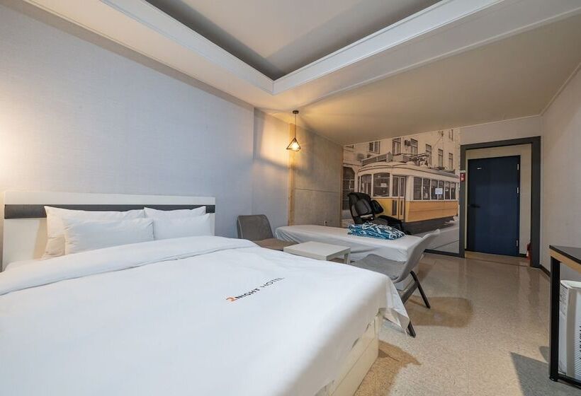 מוטל Ansan 2 Night