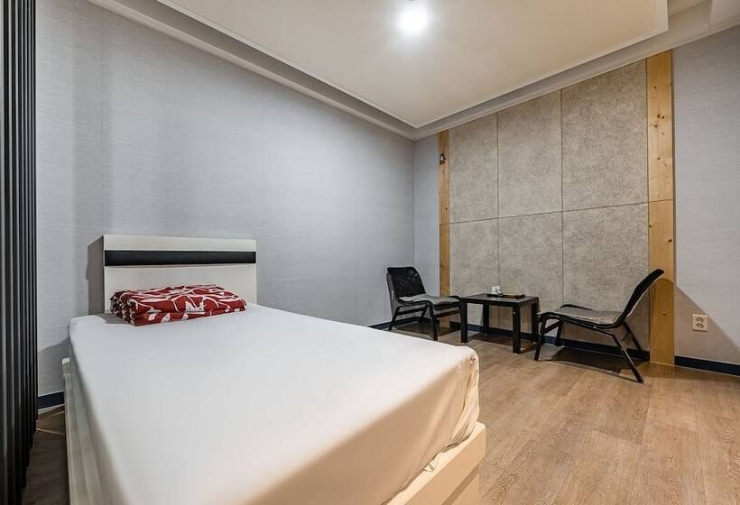 מוטל Ansan 2 Night