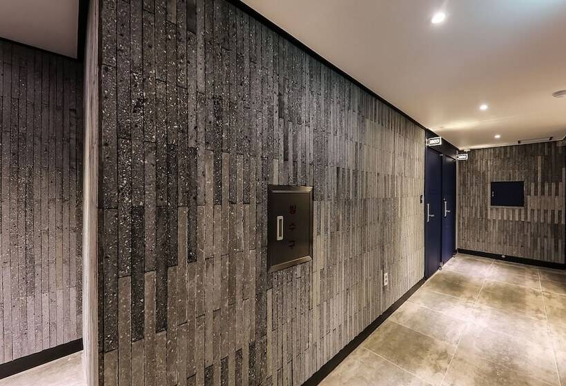 Motel Cheonan Parfait