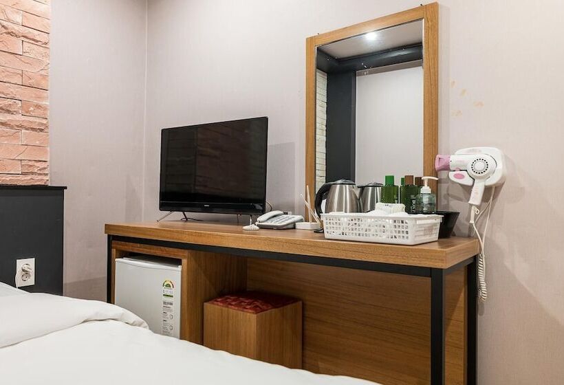 Motel Cheongju Crystal