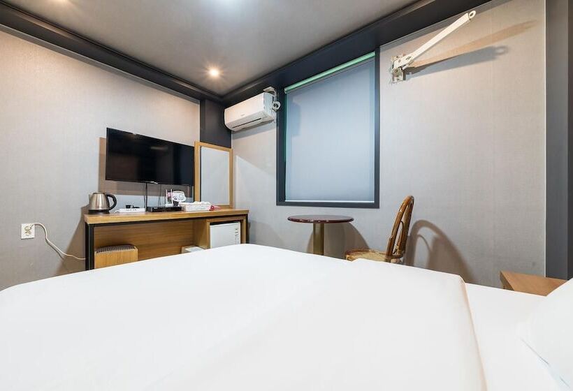 Motel Cheongju Crystal