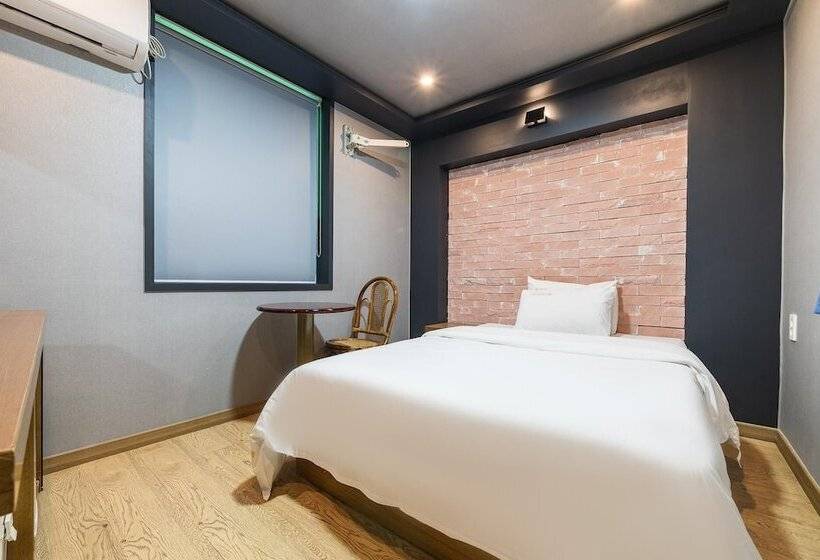 Motel Cheongju Crystal