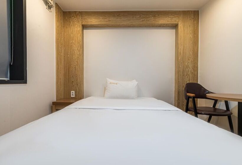 Motel Cheongju Crystal