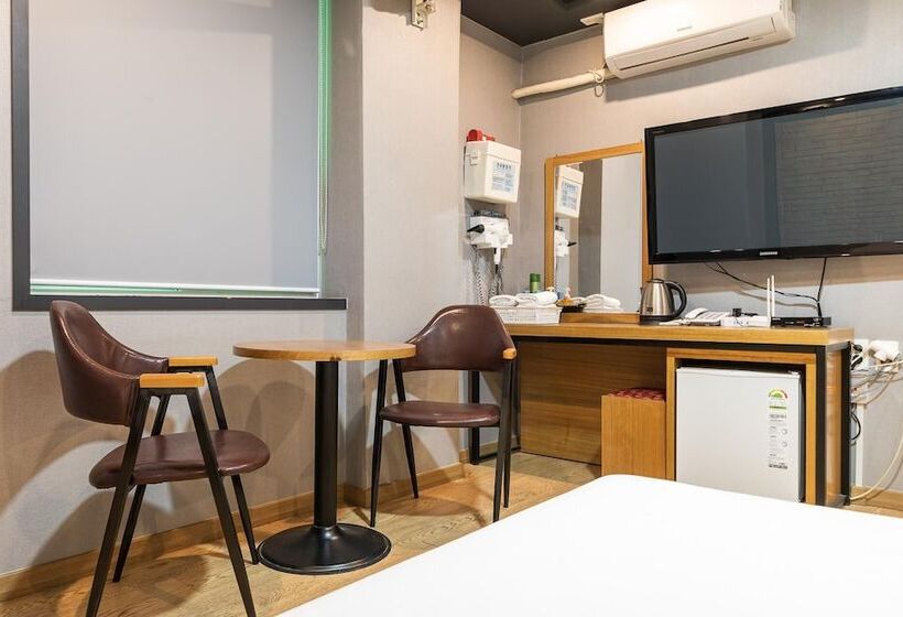 Motel Cheongju Crystal