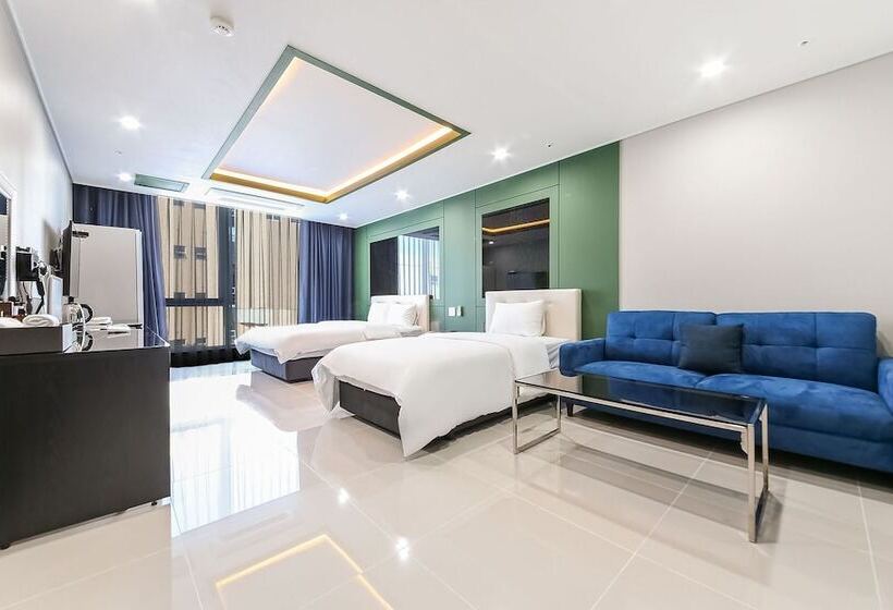 모텔 Naju Laon Palace