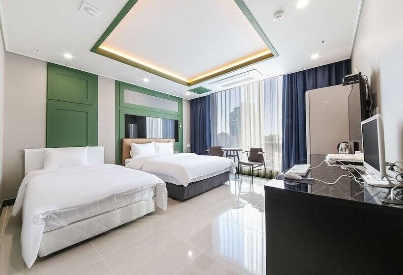 모텔 Naju Laon Palace