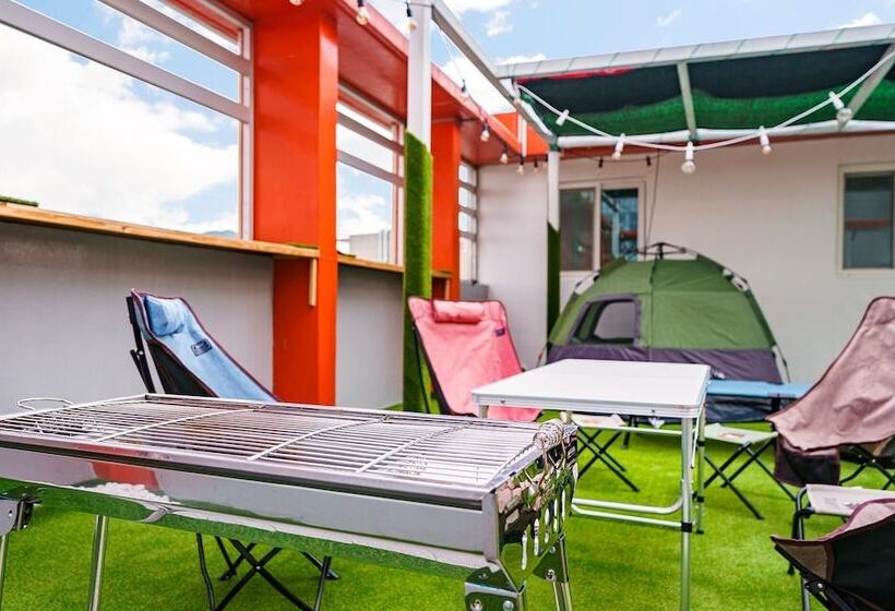 Motel Tongyeong Rock