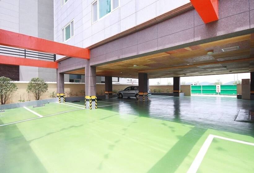 Motel Tongyeong Rock