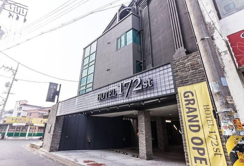 مُتل Yongin 172st