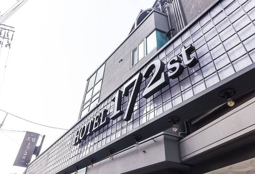 مُتل Yongin 172st