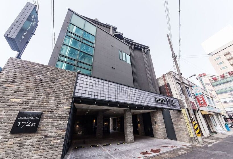 مُتل Yongin 172st