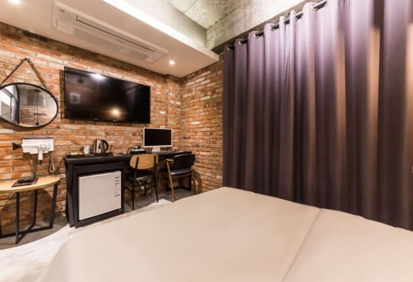 مُتل Yongin 172st