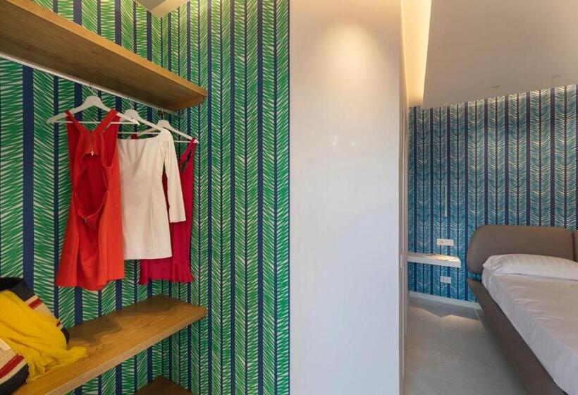 ペンション Di Capua House