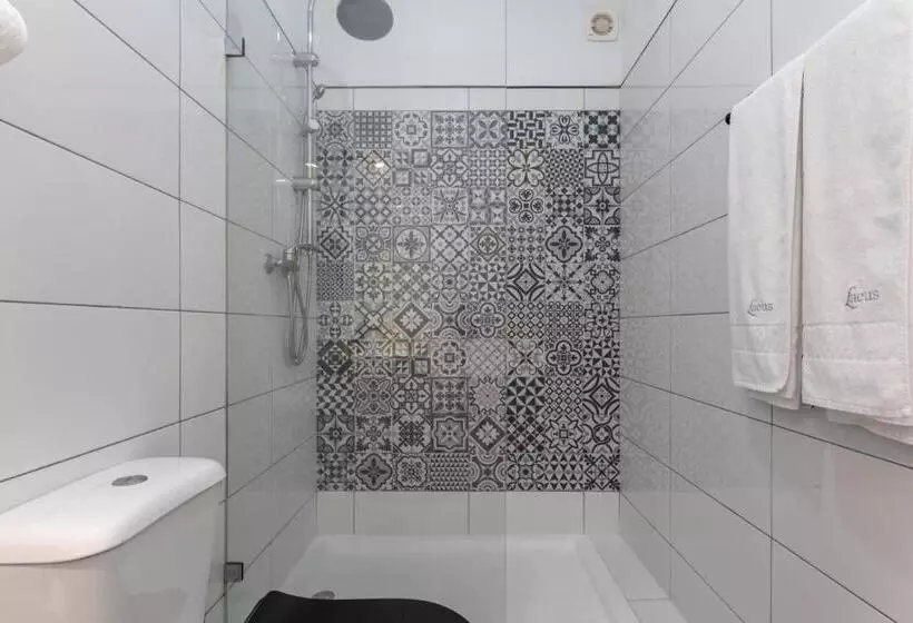 پانسیون Lacus Ocean Guesthouse