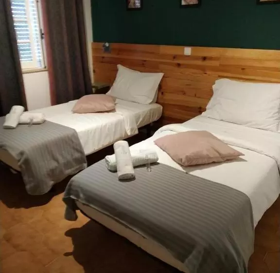 پانسیون Lacus Ocean Guesthouse