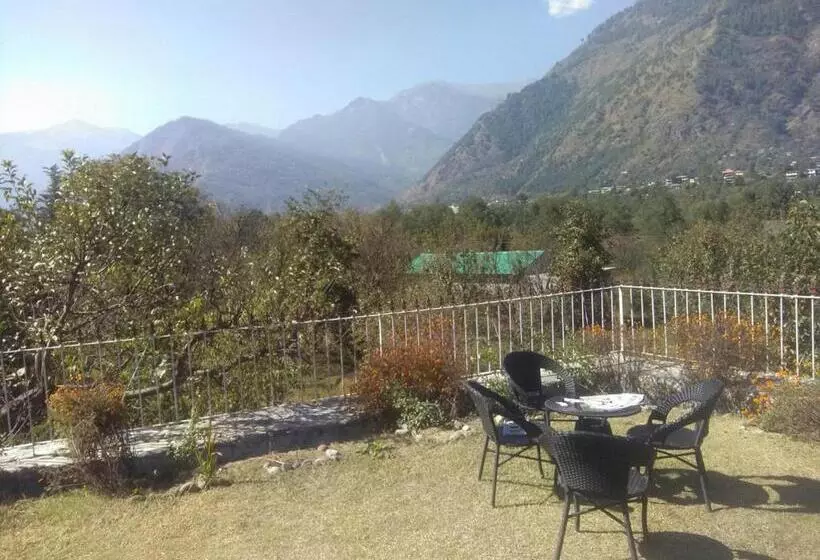 Snow Resort Manali