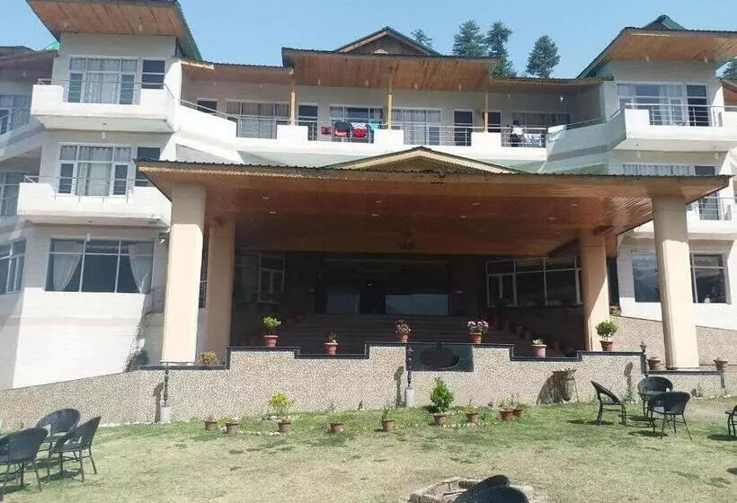 Snow Resort Manali