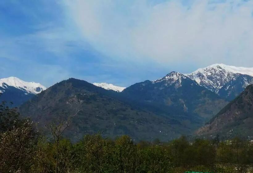 Snow Resort Manali