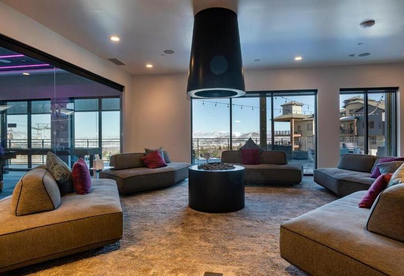 Yotelpad Park City Unit #432