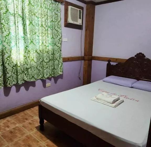 ユースホステル Small Room In Casa De Piedra Pension House