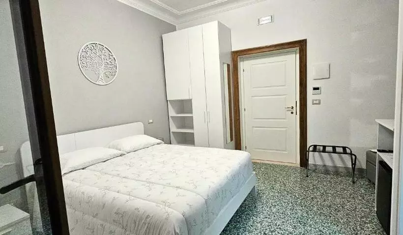 Aamiaismajoitus (B&B) Al Castello Avezzano