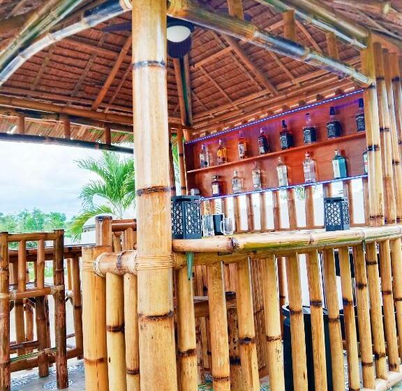 Bed and Breakfast Joe S Castle