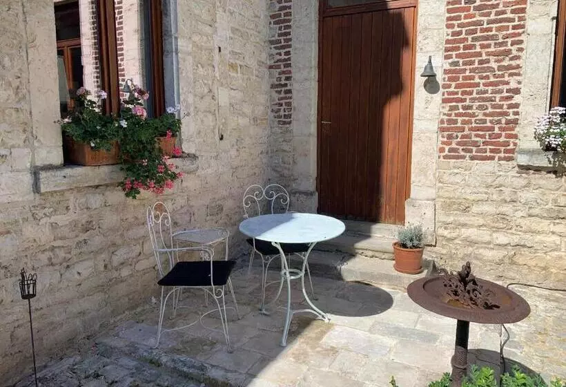 Aamiaismajoitus (B&B) La Cense   Mélin