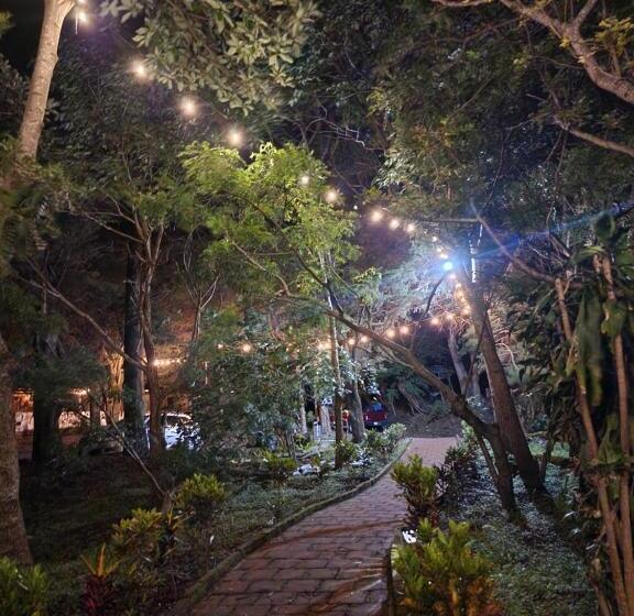 هتل Bosko Cerro Verde