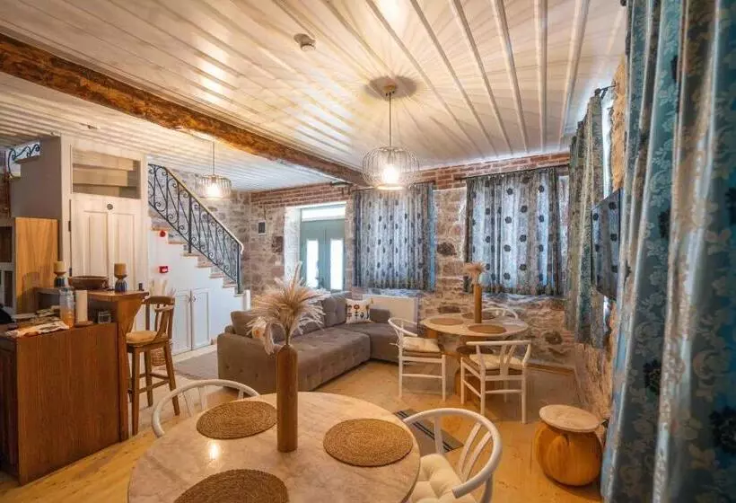 ホテル Cundalis1893