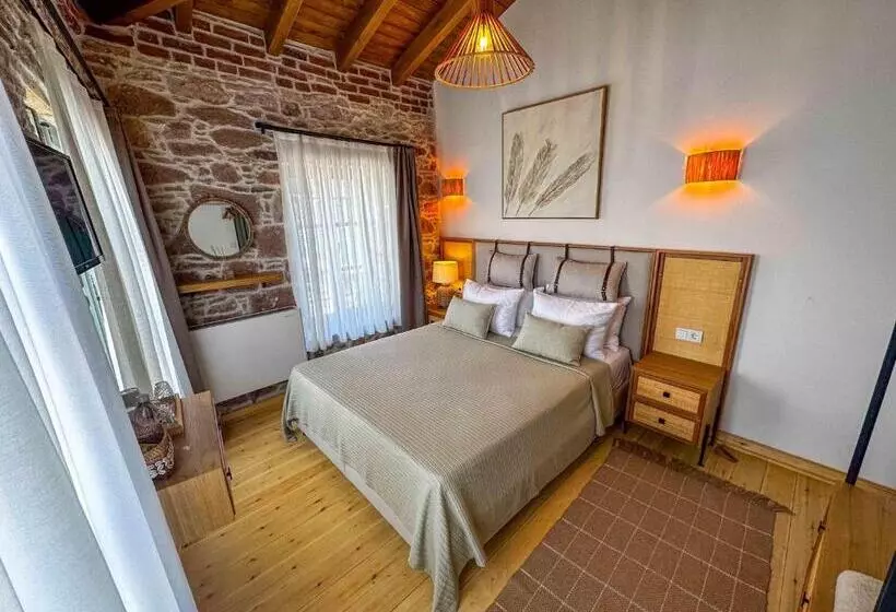 ホテル Cundalis1893