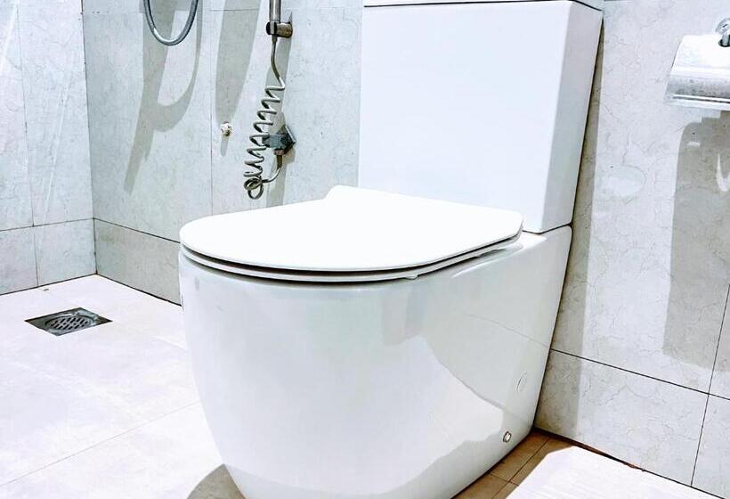 East Africa Hotel By Monalisa