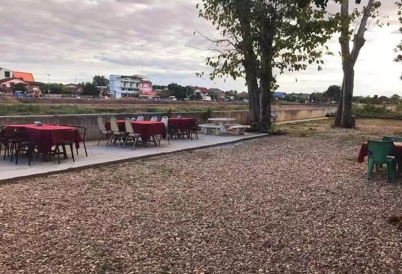 Hotelli Good View Nan Restaurant &