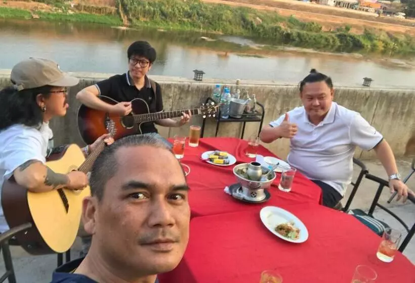 Hotelli Good View Nan Restaurant &