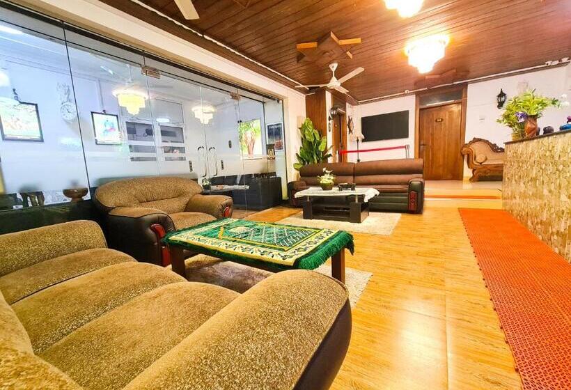 호텔 Hambantota Beach